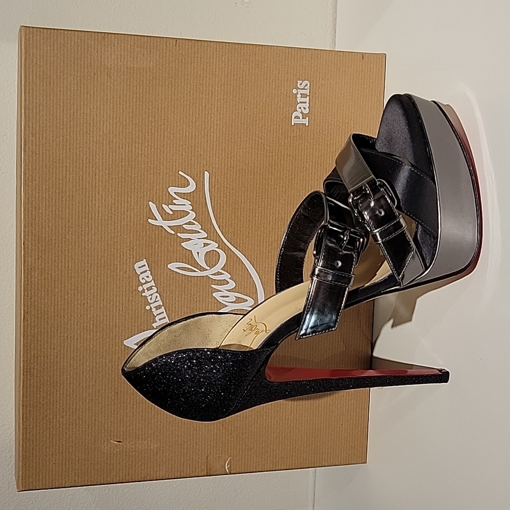 CHRISTIAN LOUBOUTIN HEELS - Picture 2 of 14